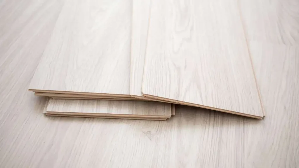 Hybrid Flooring vs Vinyl Planks: Which Is the Better Choice for Your Home?